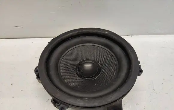 Volvo S40 Front door speaker 8651211 04W09 CDV5A