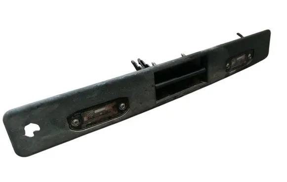 Volvo XC70 Trunk door license plate light bar 30699743 31253006