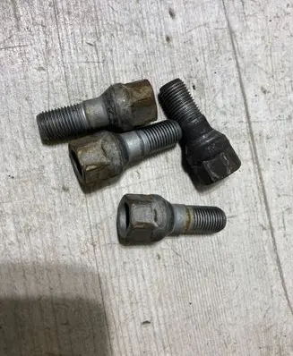 Citroen C3 Nuts/bolts 