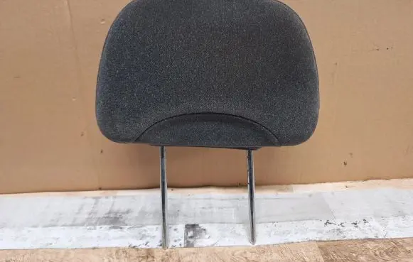Hyundai Santa Fe Front seat headrest 