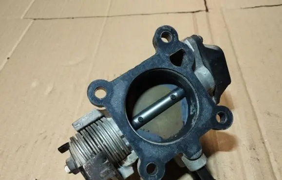 Hyundai Coupe Throttle valve 3517022600