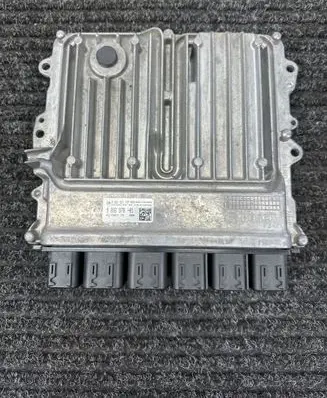 BMW X3 G01 Engine control unit/module ECU 9896978 031728955 0261S21737