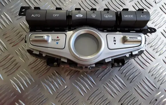 Honda Jazz Climate control unit STANLEYD067G D067G