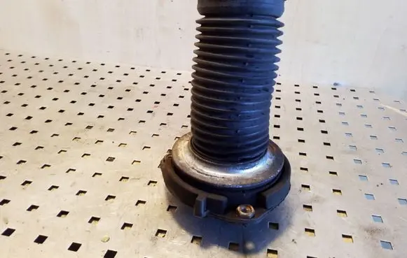 Audi TT TTS Mk2 Front upper strut mount 1K0412331B