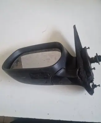 Ford Focus Manual wing mirror E9014202