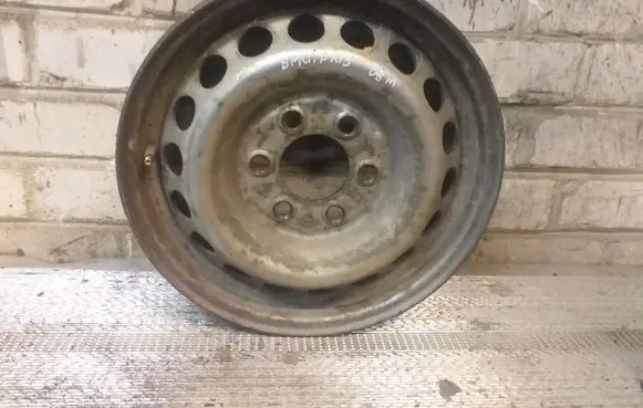 Mercedes-Benz Sprinter W906 R16 steel rim 