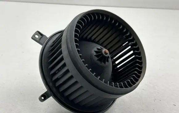 Dodge Durango III Heater fan/blower AY2727006361