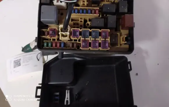 Toyota Avensis Verso Fuse module