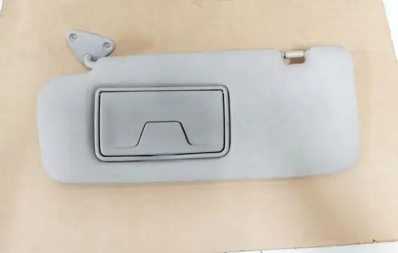 Mitsubishi Grandis Sun visor