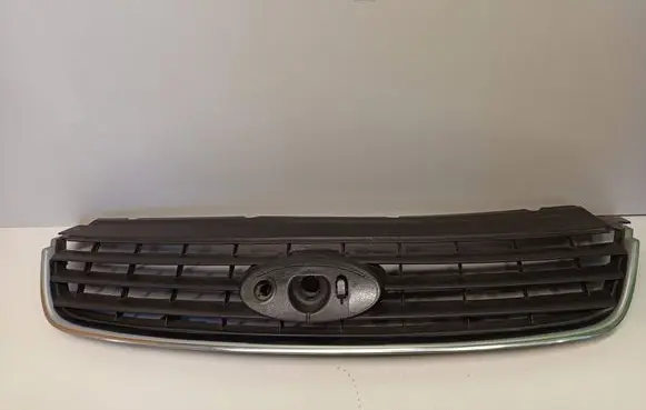 Ford C-MAX I Front grill 7M51R8138A