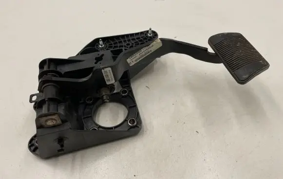 Chrysler Grand Voyager V Brake pedal 04721922AB 5602090 121950