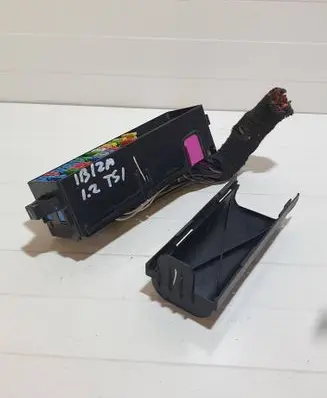 Seat Ibiza IV (6J,6P) Fuse module 63598004 5J0937615G