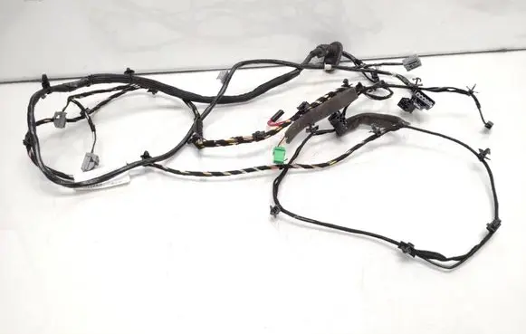 Volvo XC70 Tailgate/trunk wiring harness 8697924