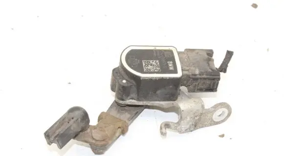 BMW 7 F01 F02 F03 F04 Air suspension front height level sensor 6788571