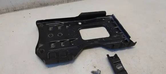 Mercedes-Benz C W204 Battery tray A2046200018 A2046280041 2046200018