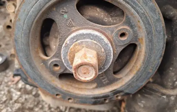 Crankshaft pulley