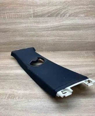 BMW 3 E90 E91 (B) pillar trim (top) 7058335