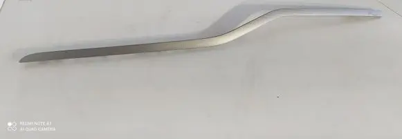 Dashboard glove box trim