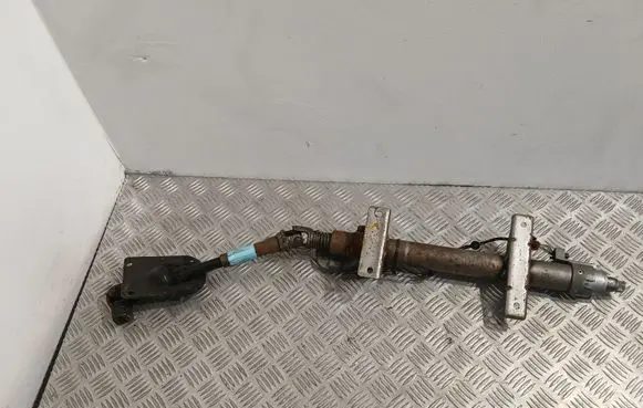 Mercedes-Benz Sprinter W906 Steering wheel axle A9064600916