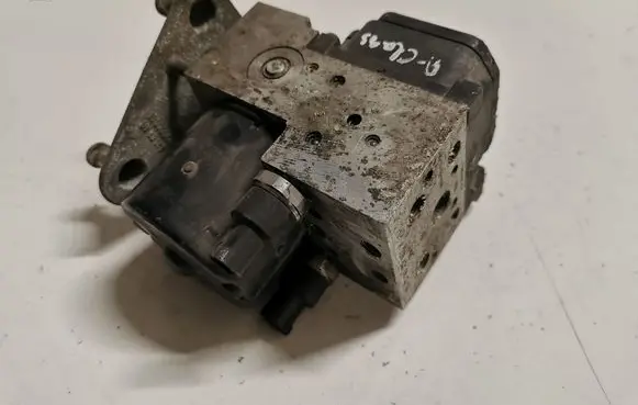 Mercedes-Benz A W168 ABS Pump A0044310912 026202461
