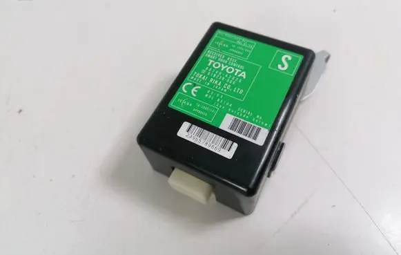 Toyota RAV 4 (XA30) Door control unit/module 8974042020