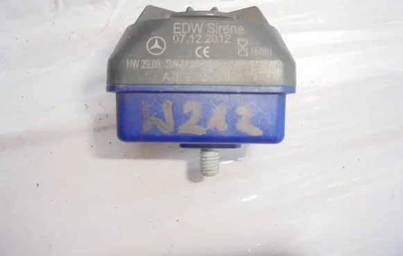Mercedes-Benz E W212 Alarm system siren A003820772