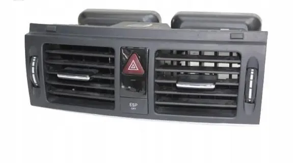 Mercedes-Benz C W204 Dash center air vent grill