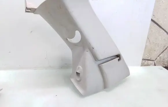 Citroen C4 Grand Picasso Seat belt trim 9654140377