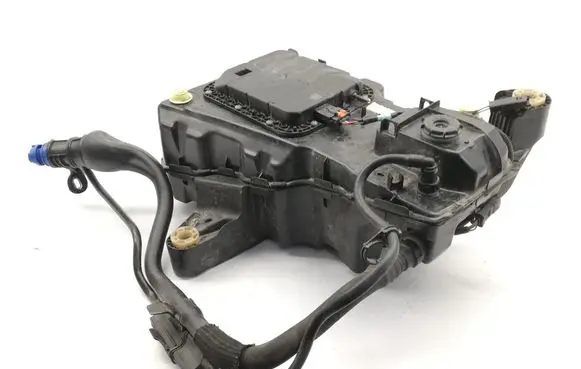 Toyota ProAce City AdBlue liquid reservoir 