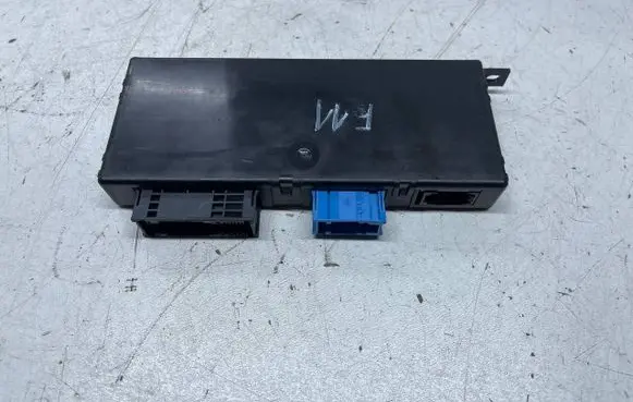 BMW 5 F10 F11 Gateway control module 9243211