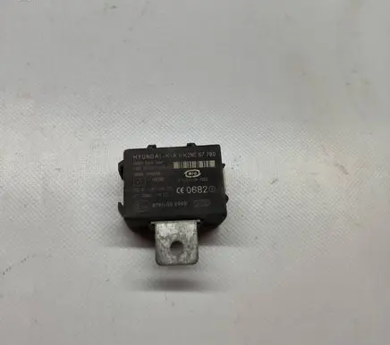 KIA Sorento Immobilizer control unit/module 0K2NC677B0 97RI000008