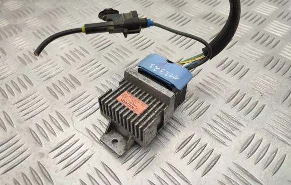 Citroen C5 Glow plug pre-heat relay 9663824880