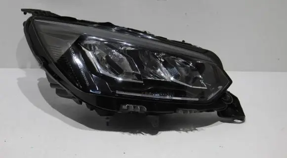 Peugeot 208 Headlight/headlamp 9833036180 73212206