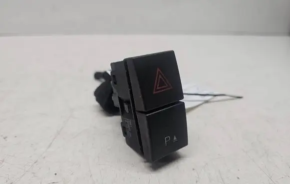 Ford Focus C-MAX Hazard light switch 7M5T15A860AA