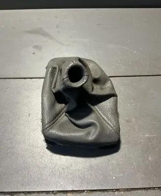 Volvo V70 Handbrake lever cover (leather/fabric) 8028170051