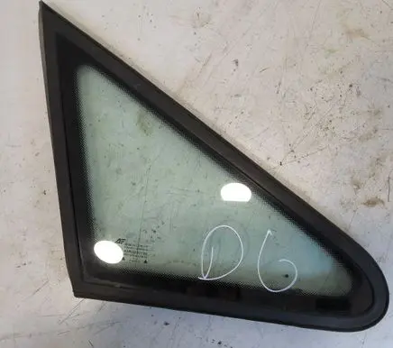 Volkswagen Sharan Front triangle window/glass 