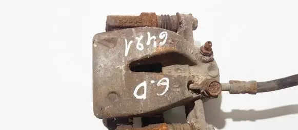 Toyota Corolla Verso AR10 Rear brake caliper y01340 0204y01338