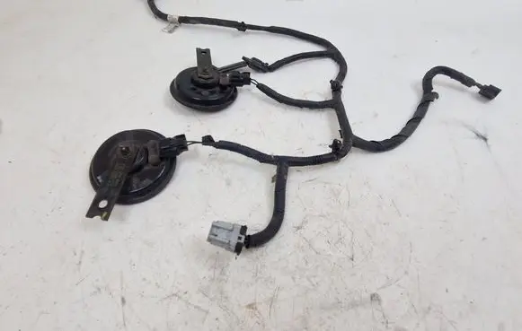 Hyundai i40 Horn signal 918103Z021