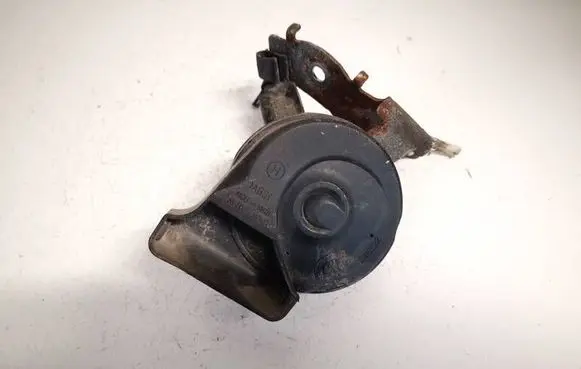 Volkswagen PASSAT B7 Horn signal a046522