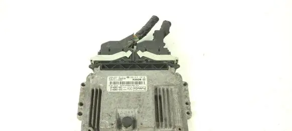 Ford Fiesta Engine control unit/module ECU 0261S18885 CKT4