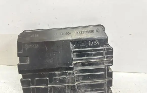 Citroen C4 Grand Picasso Fuse box cover 9672188380