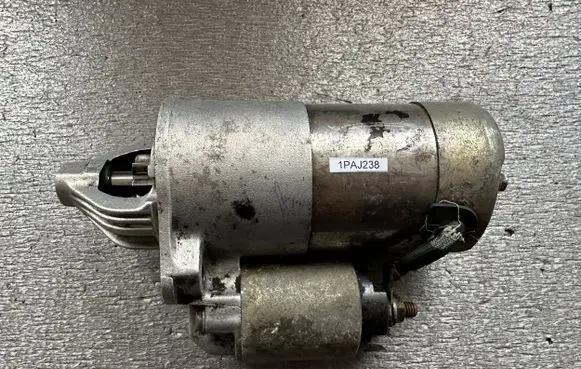 Mitsubishi Pajero Starter motor MD136933