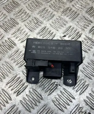 Mercedes-Benz A W168 Glow plug pre-heat relay 0255452832 899075000