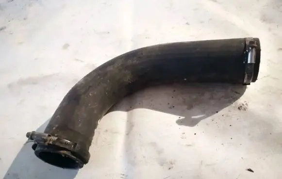 Volvo V50 Intercooler hose/pipe