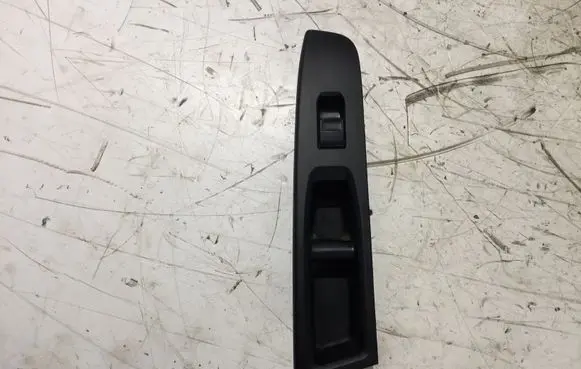 Toyota Yaris Electric window control switch 742310D700