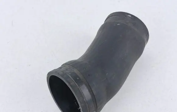 Mercedes-Benz SLK R170 Air intake hose/pipe 1111410904