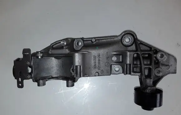 Renault Laguna III Generator/alternator bracket 8200881264