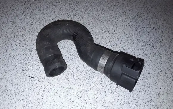BMW 7 E65 E66 Engine coolant pipe/hose 113814113883