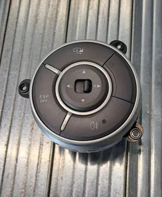 SsangYong Kyron Wing mirror switch 8550109070