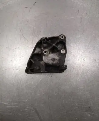BMW X3 E83 A/C compressor mount bracket 7794614